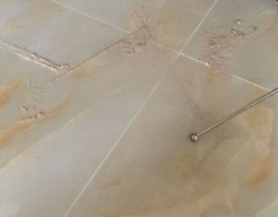 丽江市瓷砖空鼓维修公司分享粘合剂选择不当在瓷砖铺贴过程中可能导致以下问题
